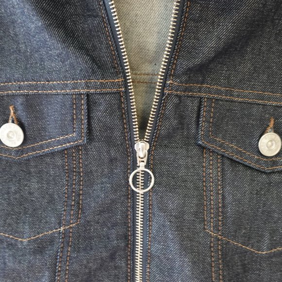 Urban Outfitters Cropped Denim Jacket - Picture 3 of 4